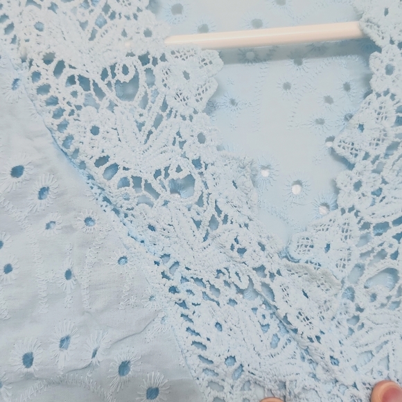 NWT 1XL Shein baby blue eyelet top - Picture 4 of 8